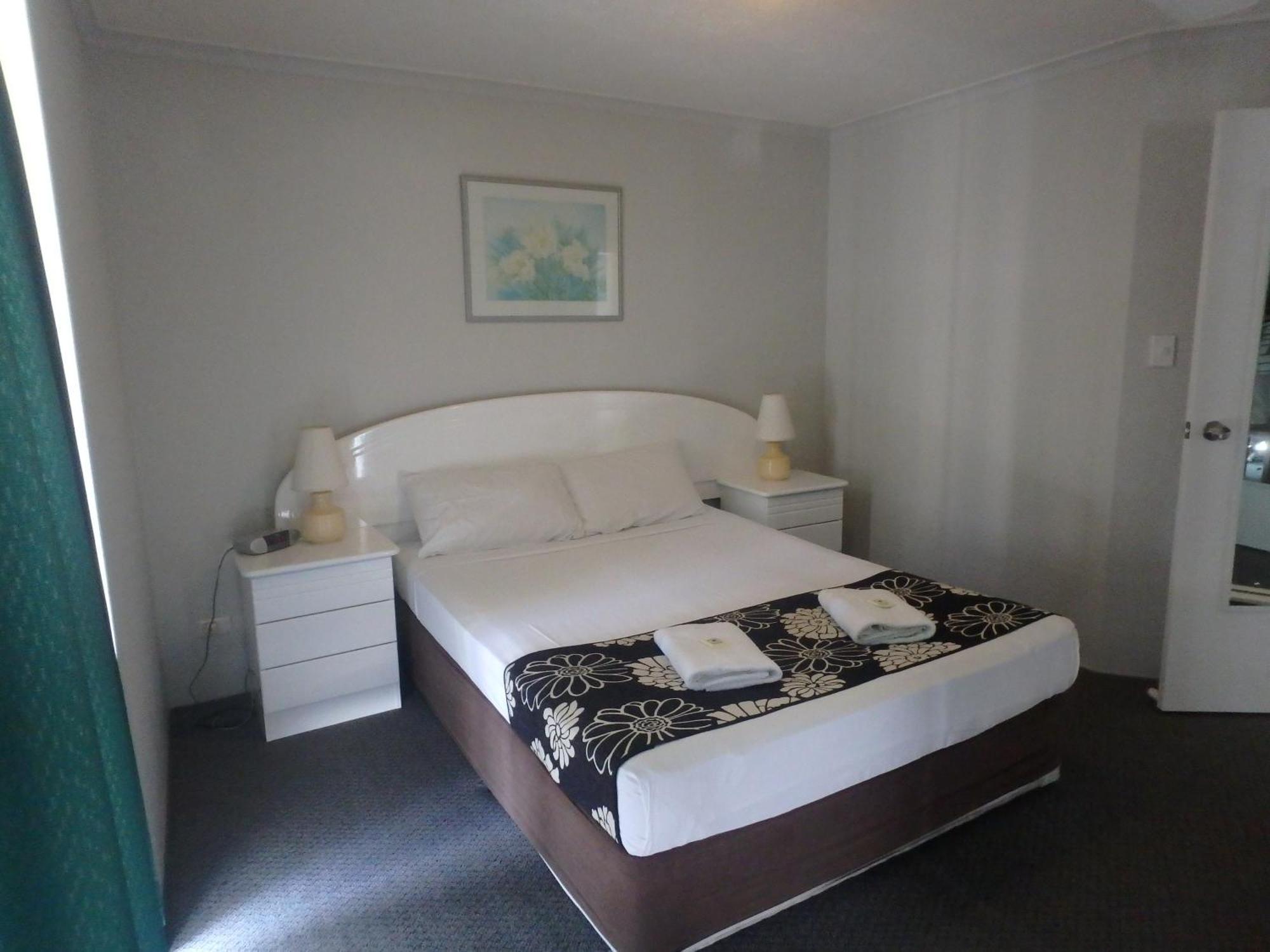 Burleigh Gardens North Hi-Rise Holiday Apartments Gold Coast Habitación foto